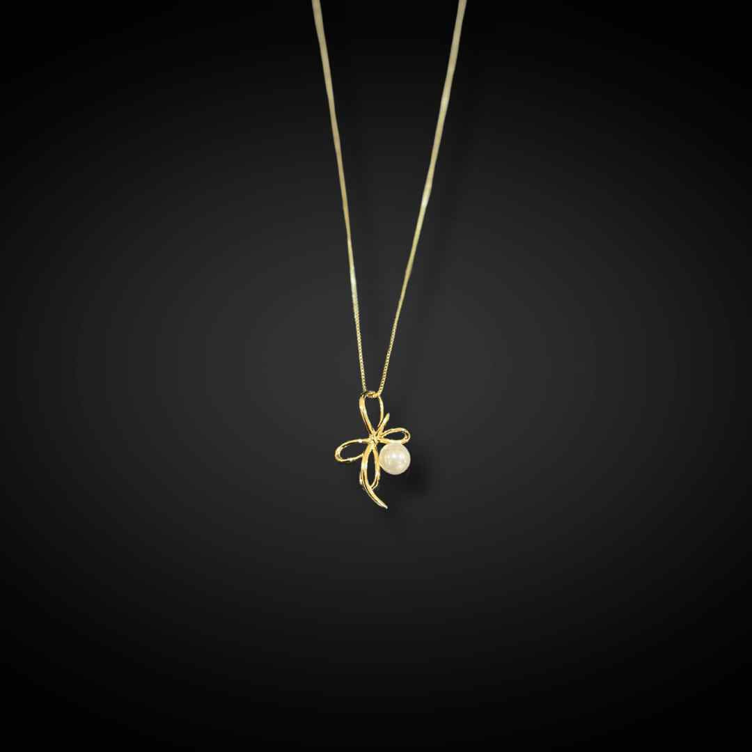 Scarlett Bow Gold Necklace