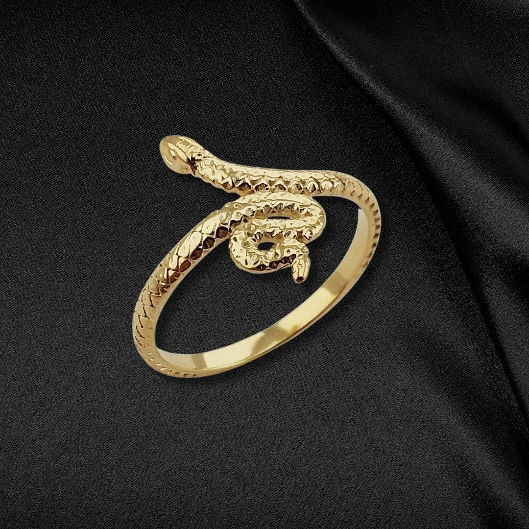 Medusa Gold Ring